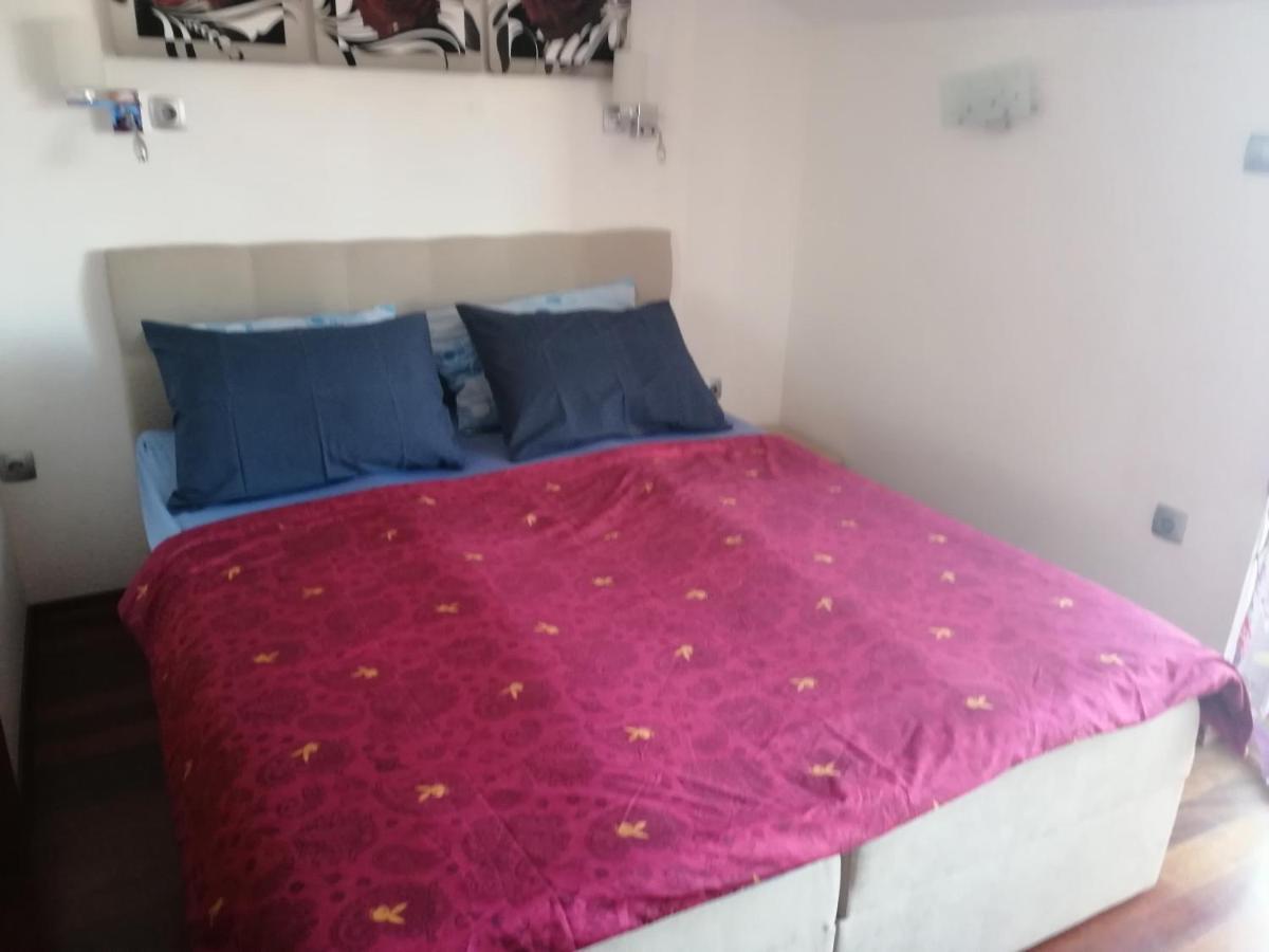 Apartmani Slavica Jezera Eksteriør billede