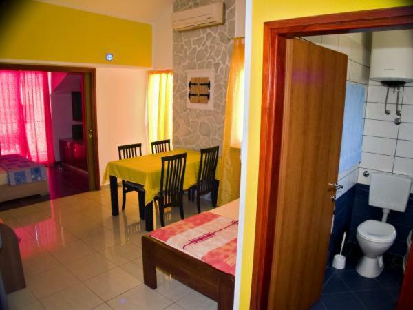Apartmani Slavica Jezera Eksteriør billede